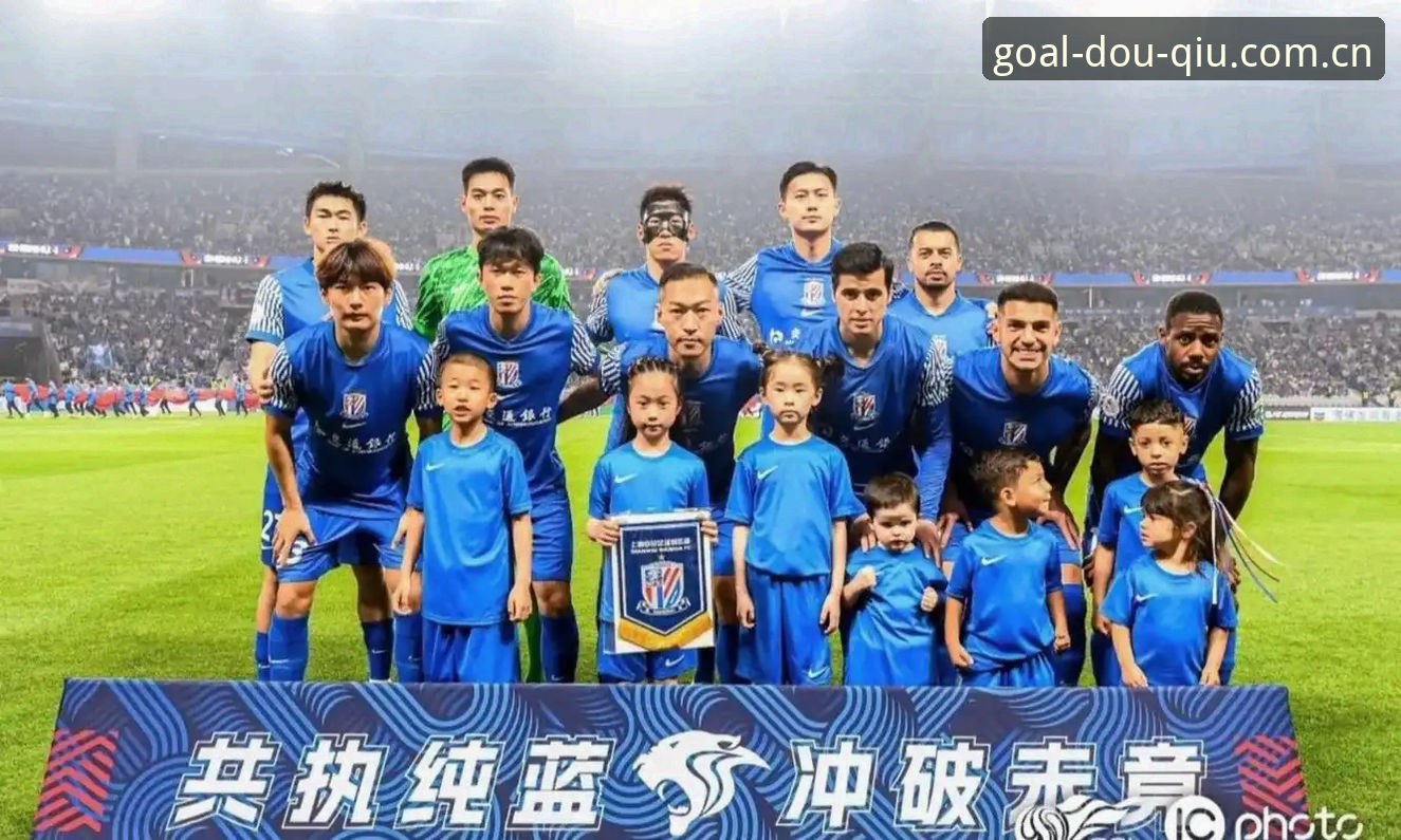 5大违规行为揭秘：足协第三批禁足名单背后的足球乱象